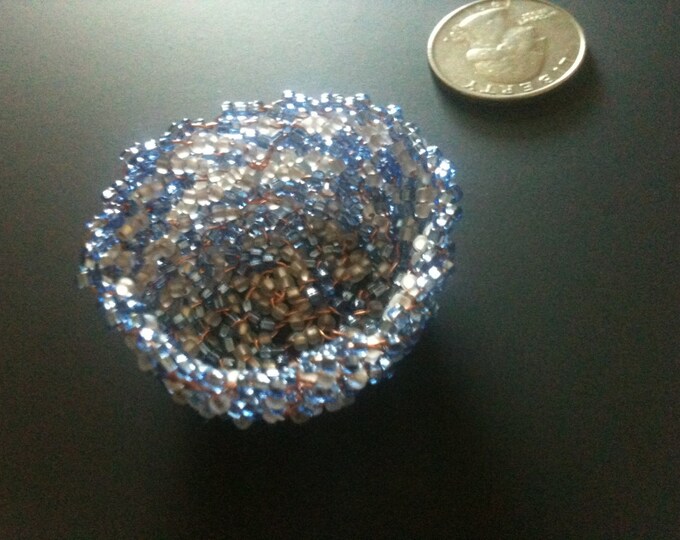 Blue & white miniature beaded wire basket