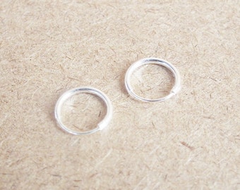 6 mm Tiny Cartilage Hoop, 925 Sterling Silver Hoop Earrings, Round Hinged Hoop, Body Jewelry, Septum Tragus Helix Nose Lip Piercing Ring