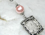 Wedding bouquet photo frame charm. Memorial photo charm with pretty pink shell pearl. DIY photo jewelry.