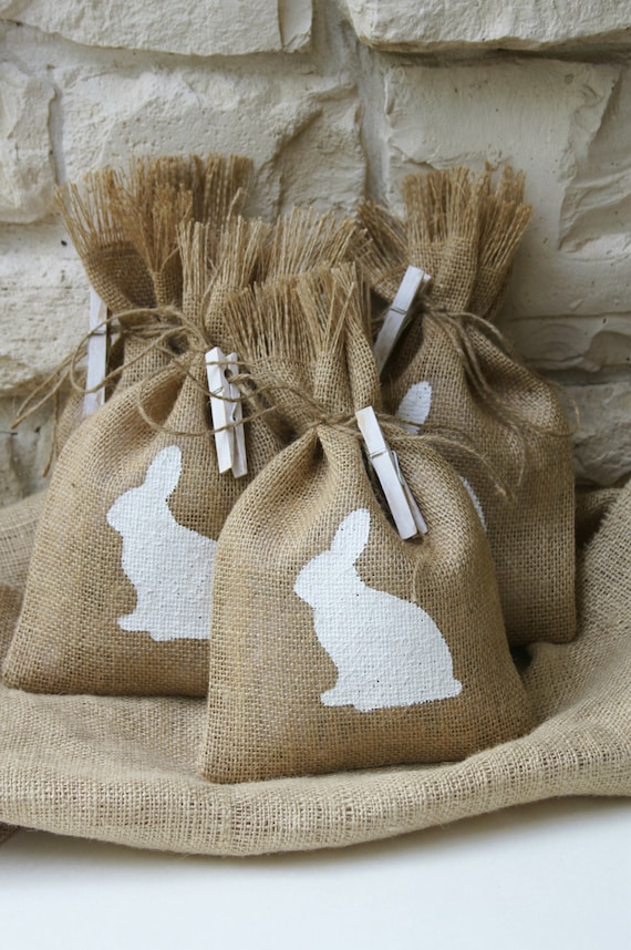 Burlap Gift Bags or Treat Bags, Set of FOUR, Easter, Baby Shower, Birthday Party, Shabby Chic Gift Wrapping, White and Natural, Bunnies.