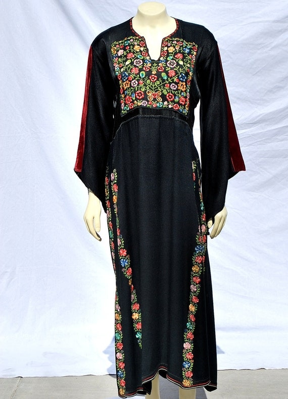 Vintage 30's Palestinian Ramallah traditional by thekaliman