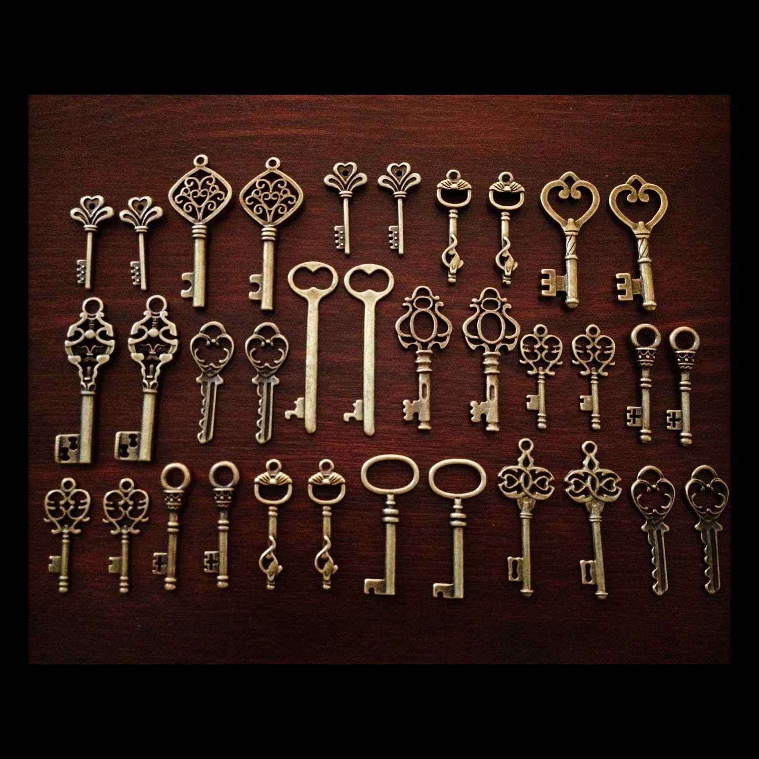 Keys to the Kingdom - Skeleton Keys - 75 x Vintage Keys Antique Bronze Brass Skeleton Keys Old Skeleton Set