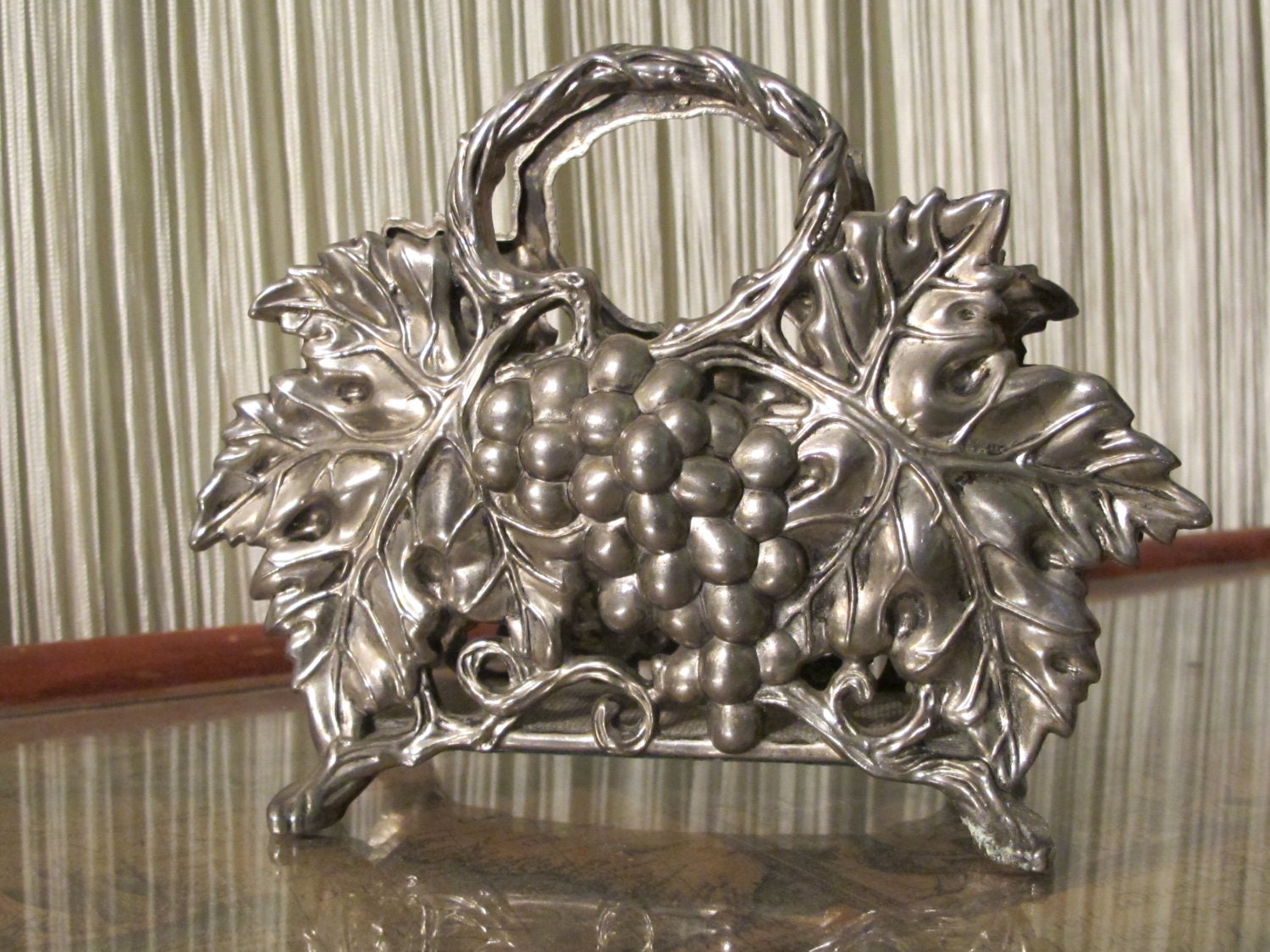 Godinger Silver Plated Grapevine Napkin Holder Godinger