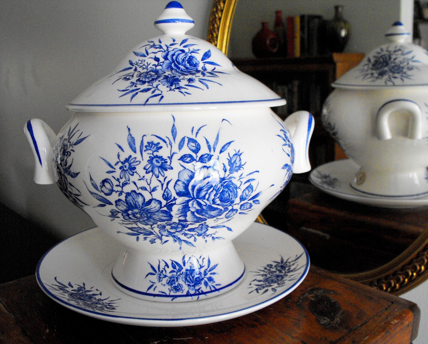 Vintage Porcelain Electric Soup Tureen Blue and White Ceramic