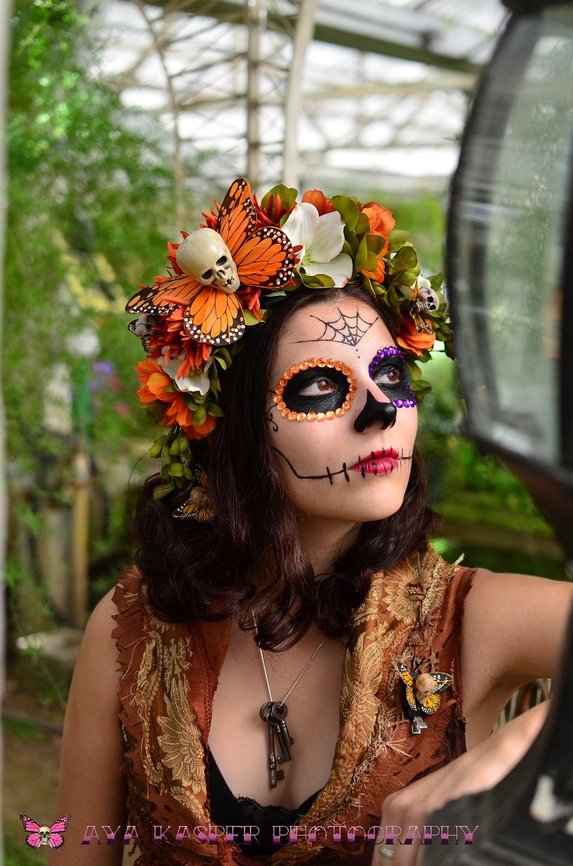 Hawkmoth Harvest Day of the Dead Crown Dia de los muertos