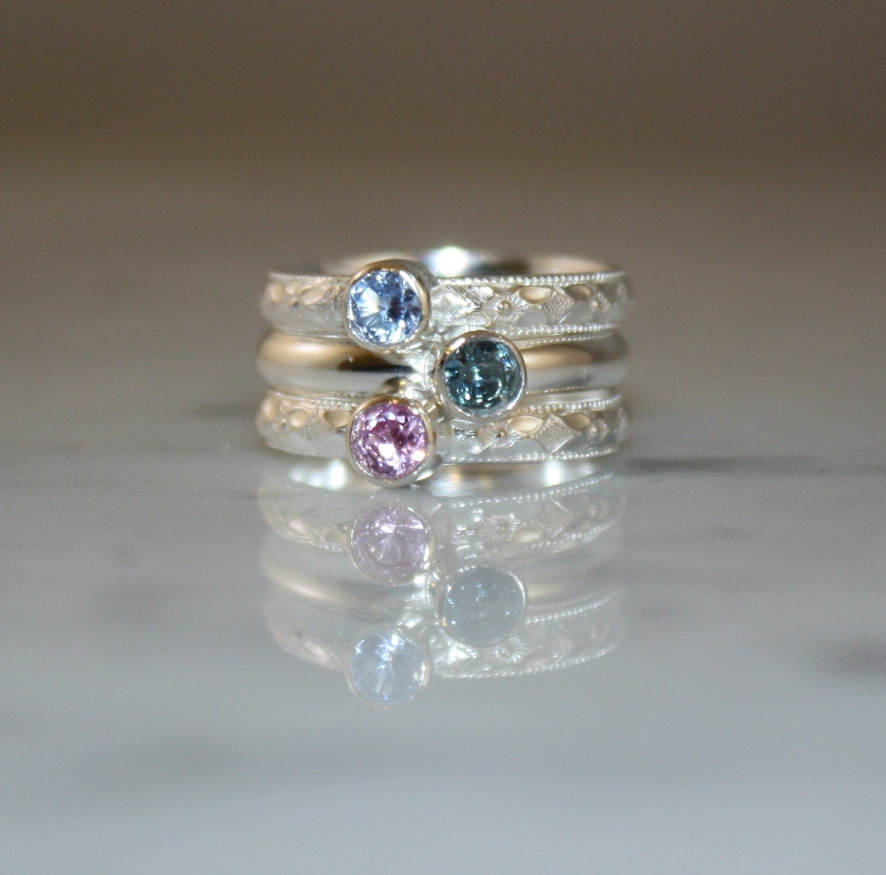 stackable mothers ring 3 stones