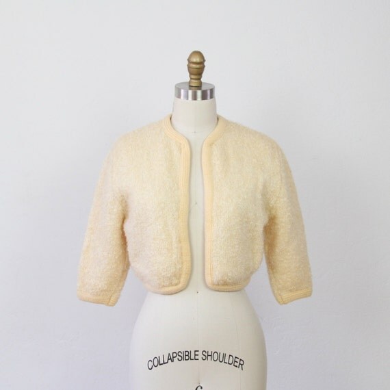 Cream Cropped Shrug Bolero Sweater M/L