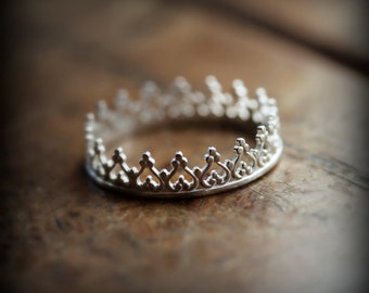 Crown ring 01 - sterling silver ring
