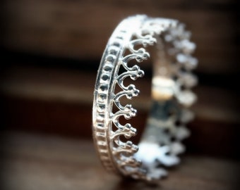 Crown ring 03 - sterling silver ring
