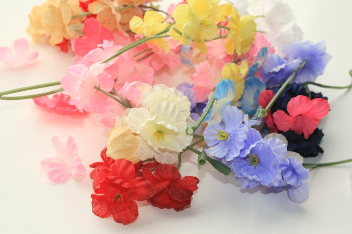 Small Artificial Flowers Over 144 Tiny Blossoms in Mixed
