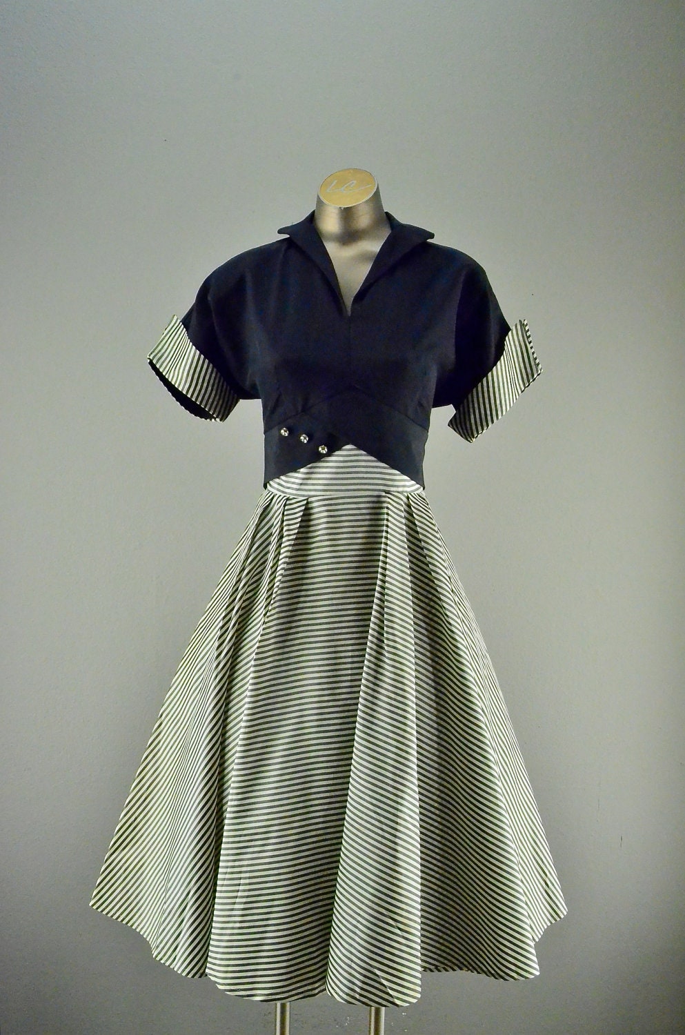 40's attire