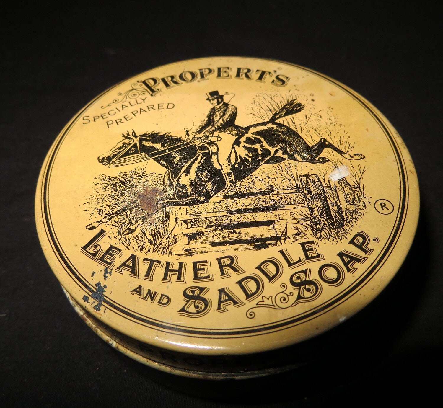 cleaning leather car seats with saddle soap