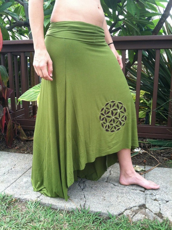 Items similar to Sacred Geometry Flower of Life applique green stretch ...