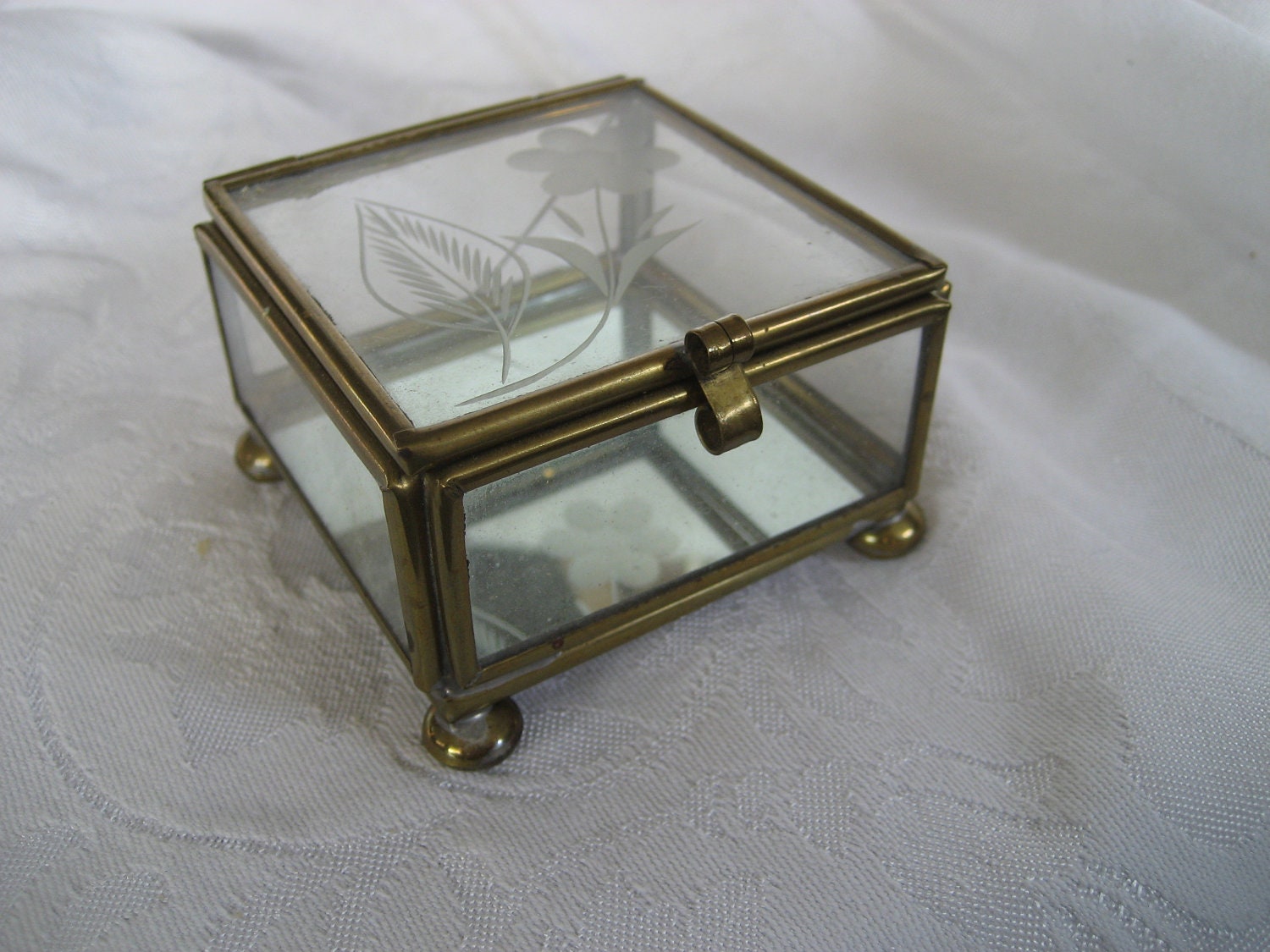 VINTAGE Etched Glass & Brass Metal Jewelry Trinket Box