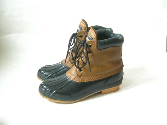 Vintage 80s Duck Boots. Size 8