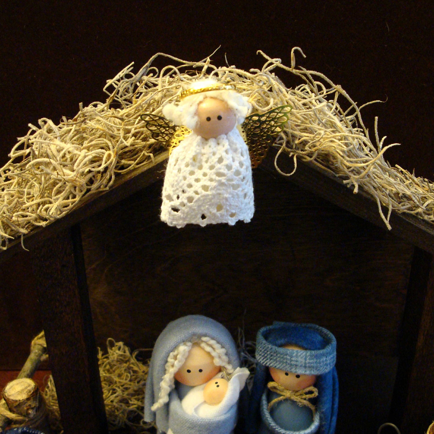 Nativity Set 11 Pieces Including Handcrafted Stable Handmade