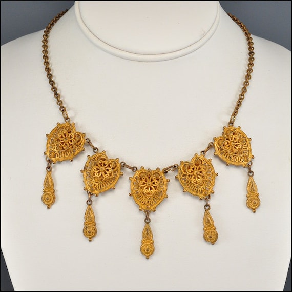Etruscan Gold Filigree Heart Art Deco Necklace Art Deco