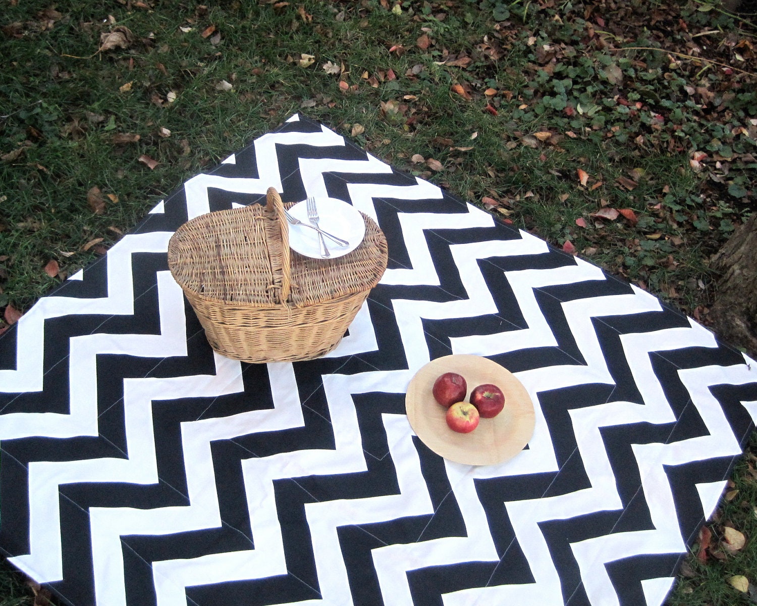 Picnic Blanket Roll Up Chevron Picnic Blanket Black and