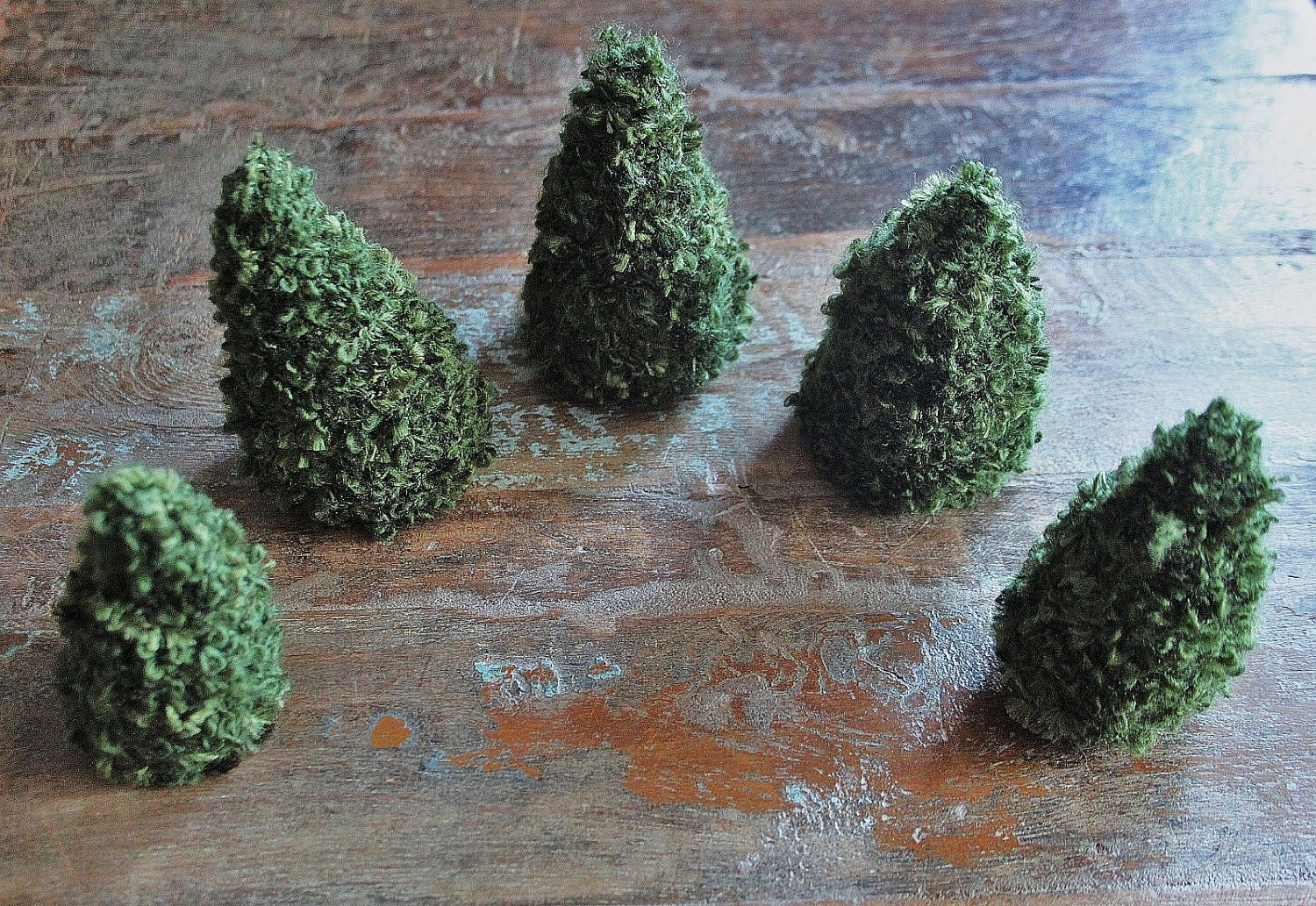 pine cone trees & mountains in forest green - set of five / rustic - woodland -christmas home decoration/ ooak