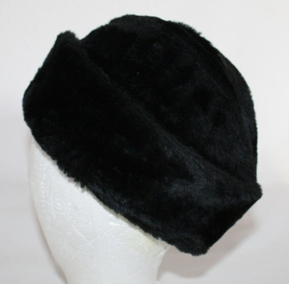 Vintage Hat Men's Black Faux Fur Winter Hat 1950's
