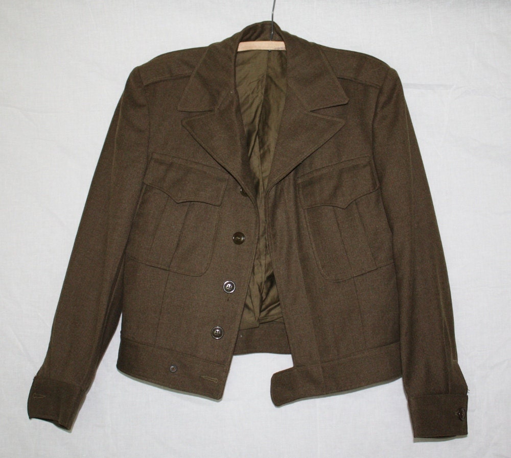 Vintage World War II Wool Eisenhower Jacket Size 36R