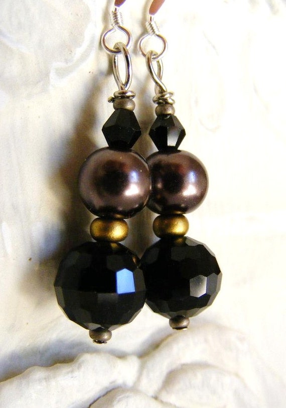 Wire Wrapped and Beaded Dangle Earrings with by meiguidesigns