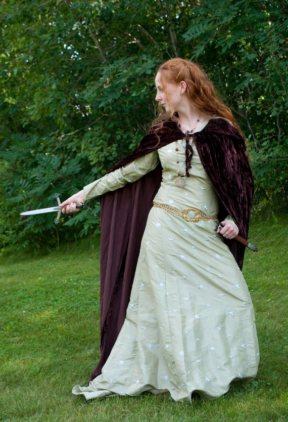 Elven LOTR Hobbit Medieval Victorian Cape Hooded Cloak Capelet