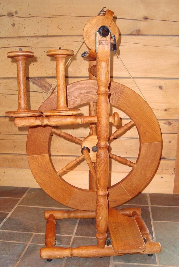 Louet S75 Oak Spinning Wheel