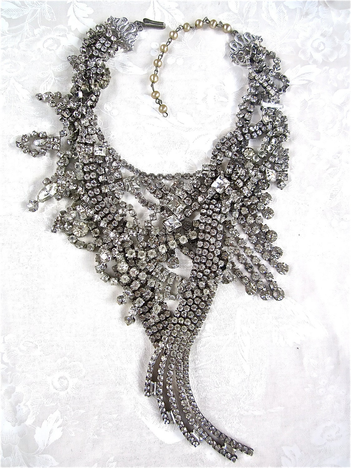 v shape bridal necklace