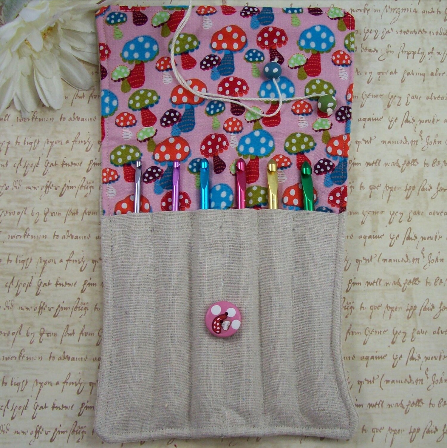 Crochet Hook Case With Set Of Susan Bates Crochet Hooks 8730