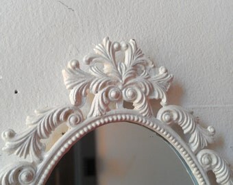 White Oval Mirror in Vintage Brass Feather Frame