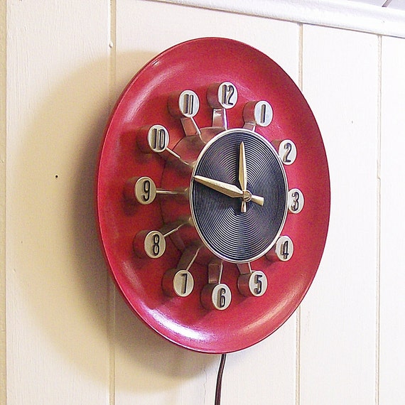 Vintage Wall Clock Spartus Atomic Electric Red and Black