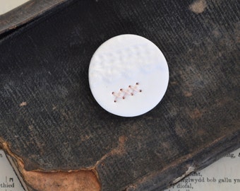 lace white wedding brooch - delicate lace imprint brooch - white textured brooch - blush pink stitches brooch - gift for her