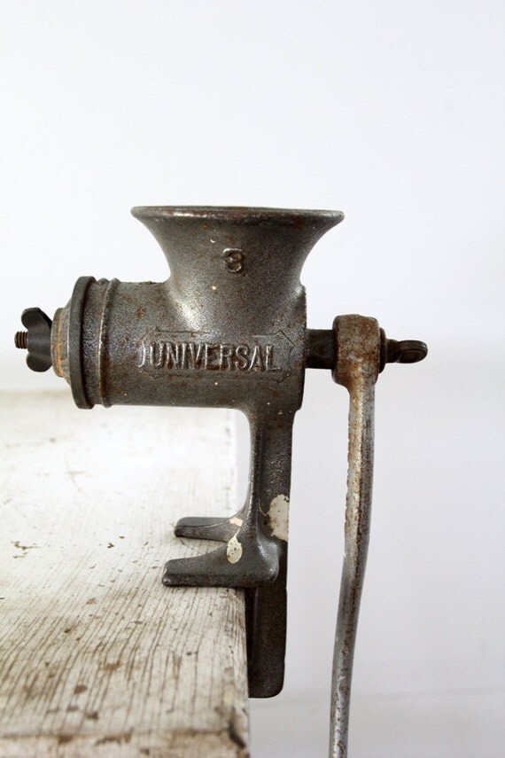 Antique Meat Grinder // Universal 3