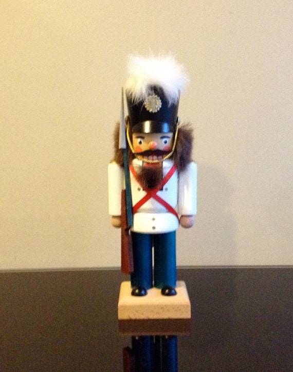 Seiffner Nussknackerhaus SN Germany Soldier Nutcracker