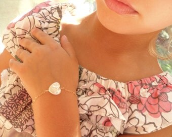 Freshwater pearl flower girl bracelet, Junior bridesmaids bracelet, childrens jewelry, flower girl jewelry