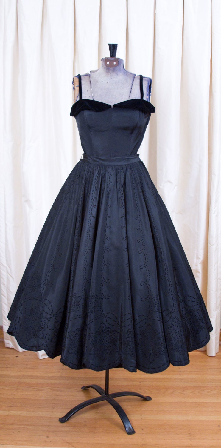 1950's Formal Dress // Midnight in Paris Taffeta by GarbOhVintage