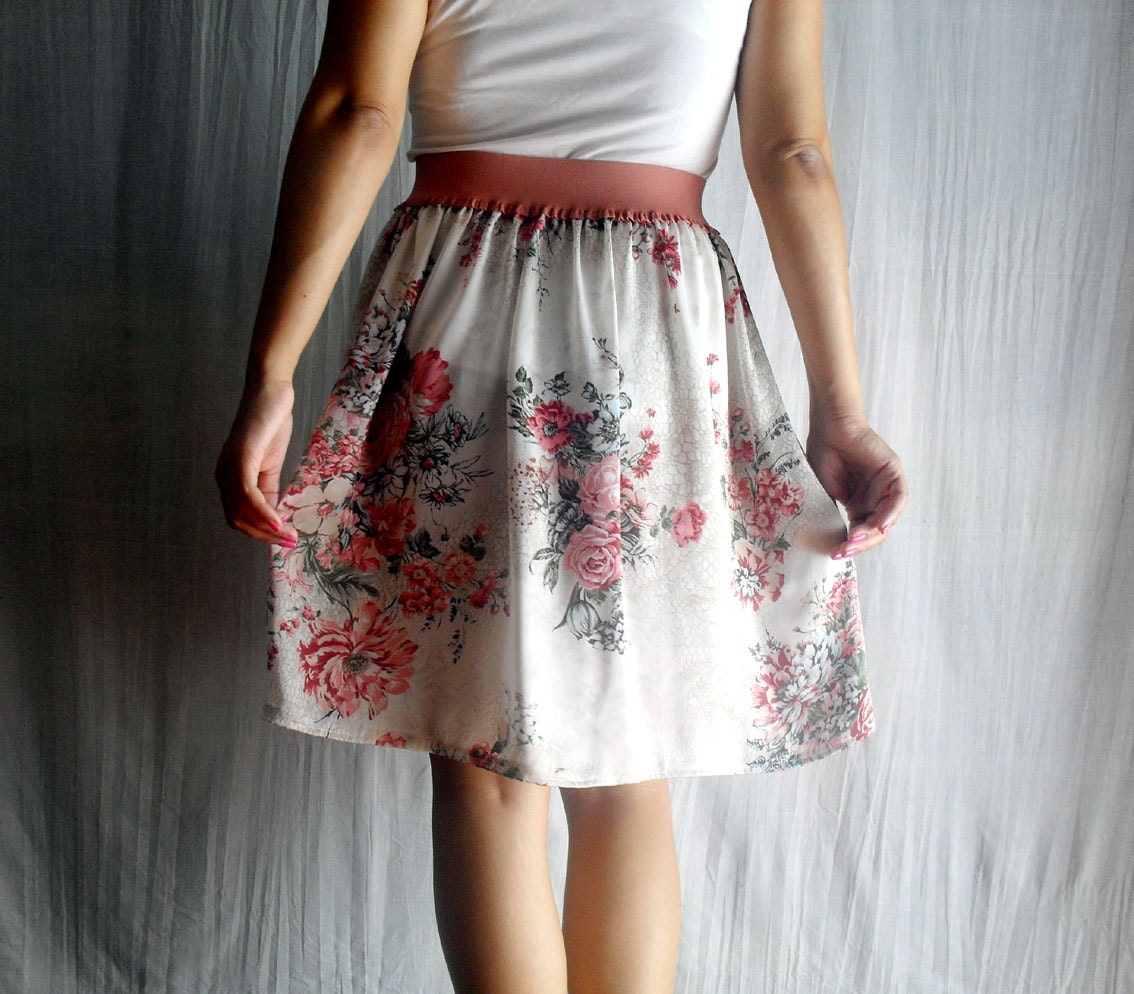 Pink flowery knee skirt knee length floral skirt flowery
