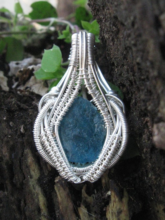 Neon Blue Apatite Peacock Apatite Wire by SweetWaterSilver