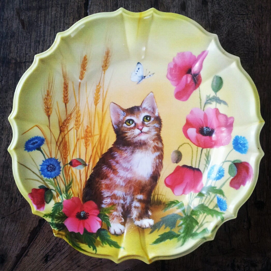 Vintage Cats Plates