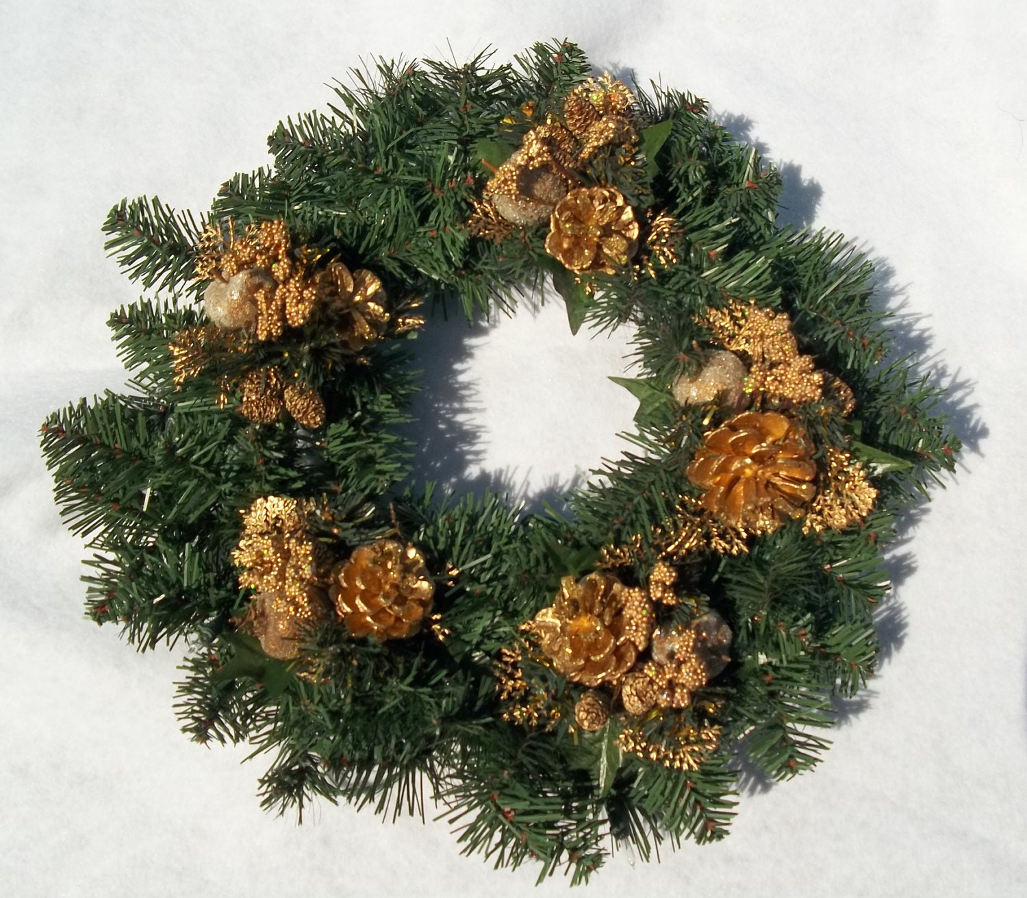 Pre - lit Christmas Wreath