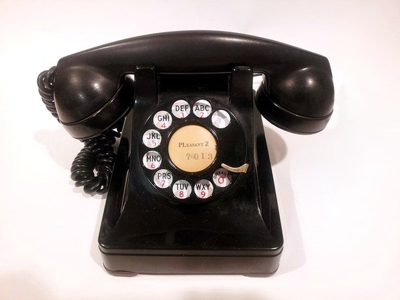 WORKING Black Lucy Rotary Phone 1947