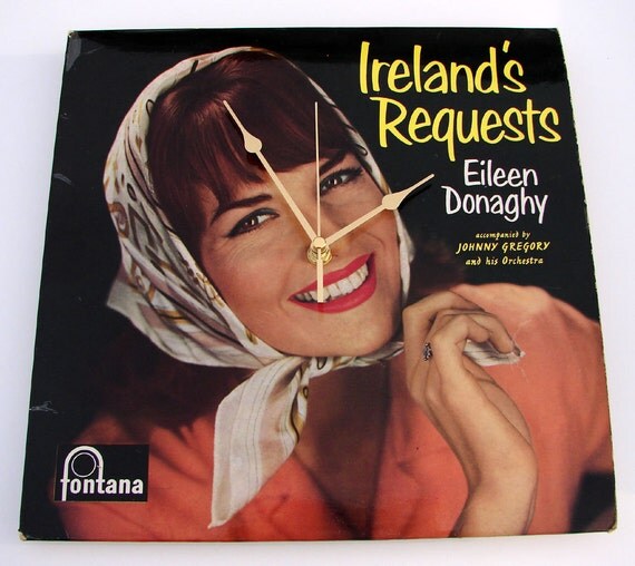 Eileen Donaghy, Vinyl Record CLOCK, made from an Original recycled 12&quot; LP Sleeve - il_570xN.382562484_3pmf