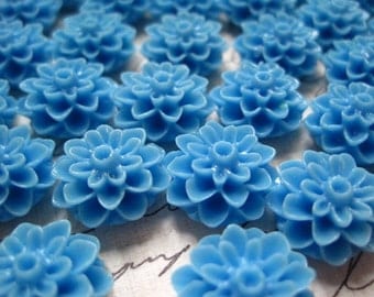 Dahlia Flower Cabochon, Blue Resin Flower Cabochons, 6 pcs Resin Dahlia Mum 15mm