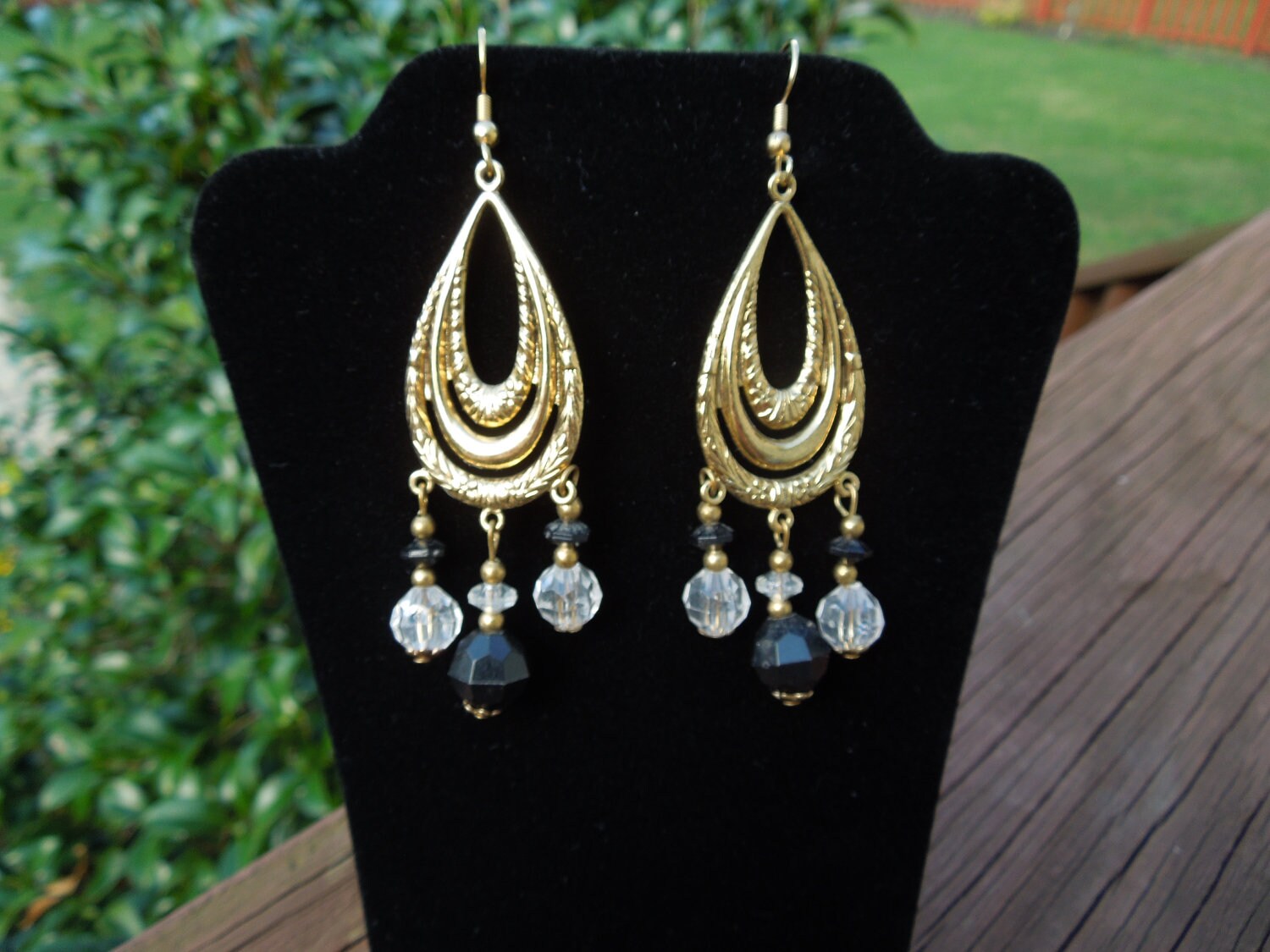 Vintage Dangle Earrings Gold Tone Asian Style With Black