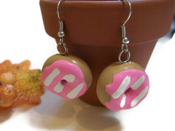 Pink Doughnut Earrings, Donut Earrings, Doughnut jewelry, polymer clay charms, doughnut accessories, Food Jewelry, New years accessories