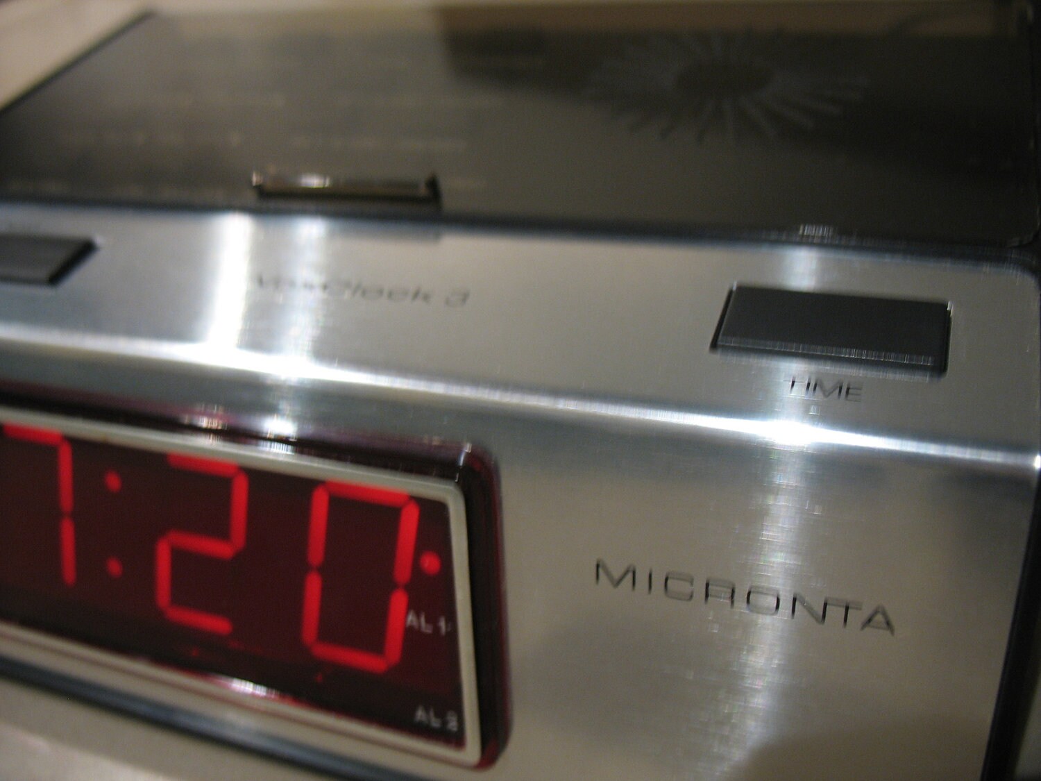 Micronta Vox Clock 3 Radio Shack Digital Talking Radio