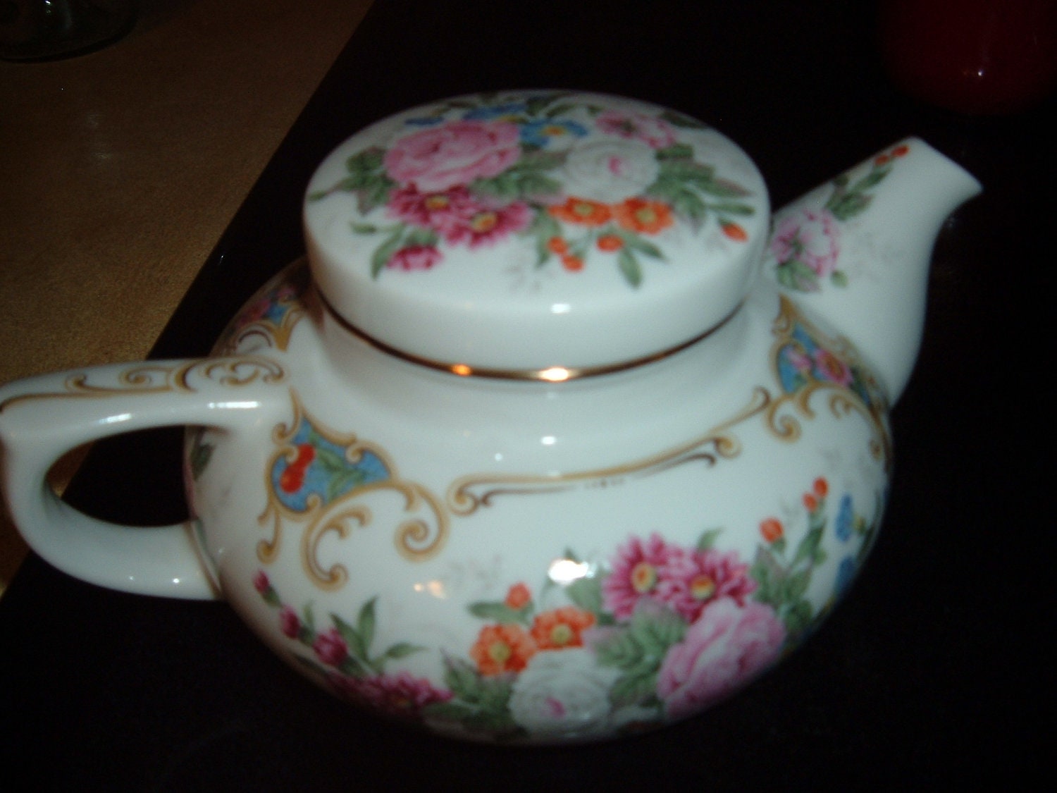 Andrea By Sadek Teapot Beautiful Floral Design Made In Japan