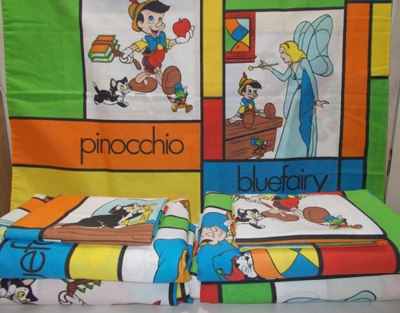 Disneys Pinocchio Twin Bed Sheet Set Fantastic Condition 2