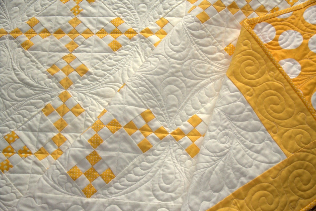 Butter Cream quilt Yellow Patchwork Ninepatch by HouseofdeVeer